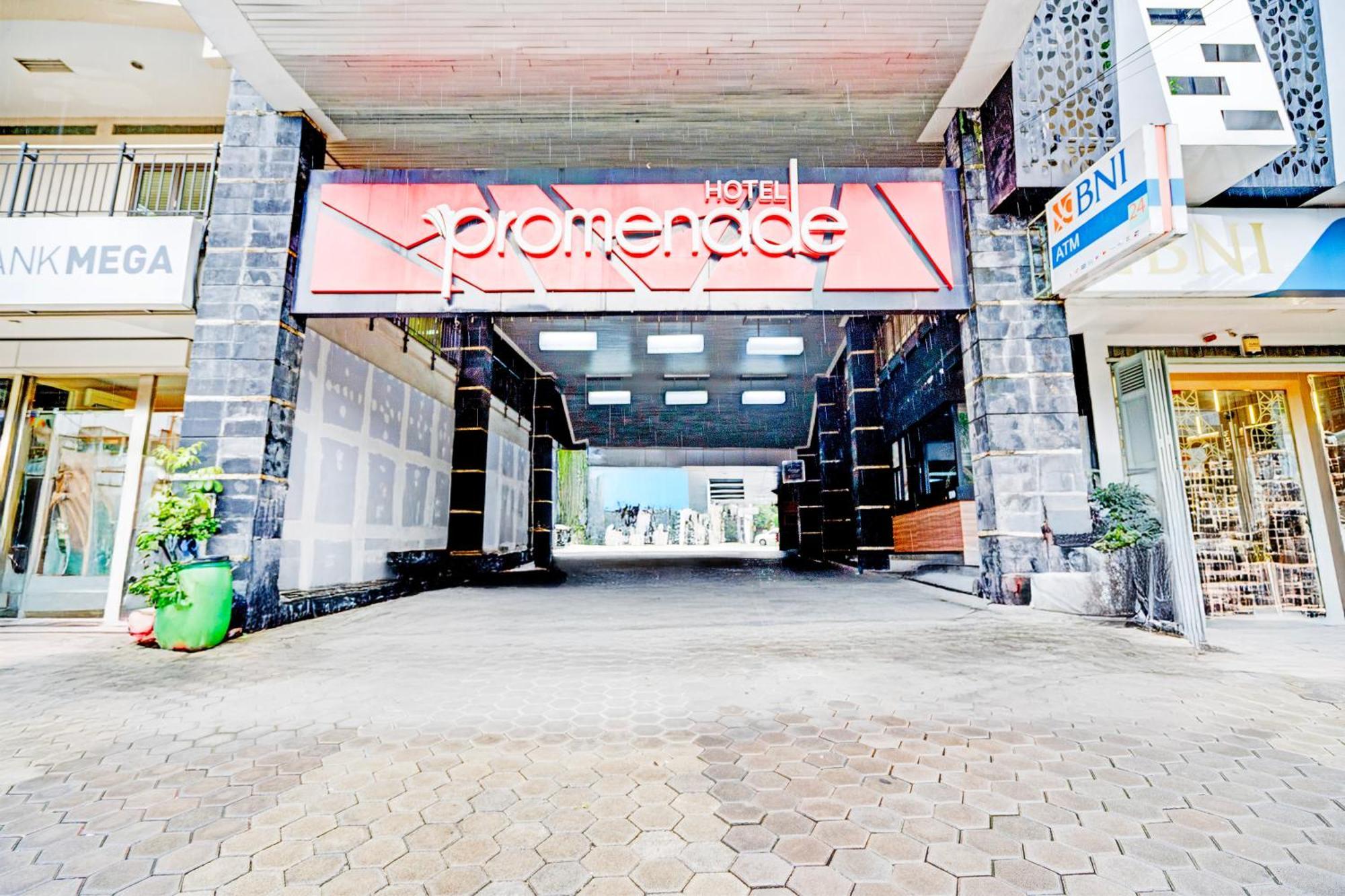 Dancenter Promenade Near Cihampelas Walk Bandung Zewnętrze zdjęcie